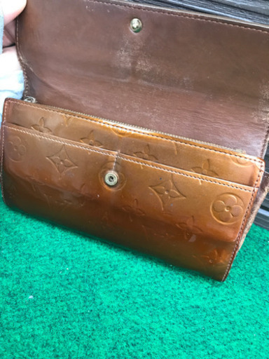 ルイヴィトン ヴェルニ 長財布