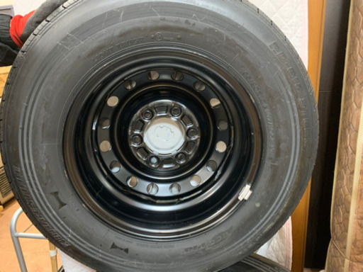 『ほぼ新品』ハイエースタイヤ 4本 RD-613 ? しげん屋