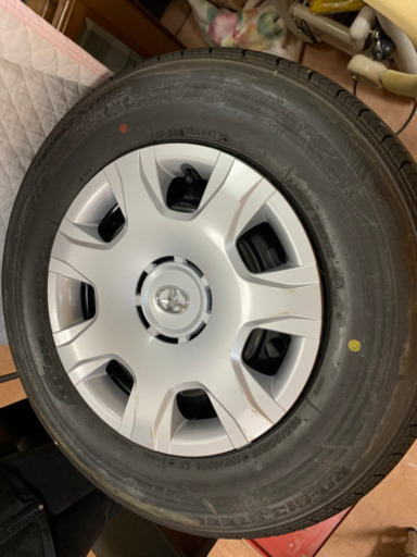 『ほぼ新品』ハイエースタイヤ 4本 RD-613 ? しげん屋