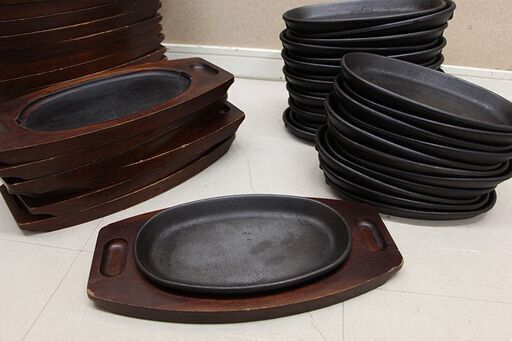 ステーキ皿 鉄板 24枚セット 鉄板皿 プレート木製台付(J758wY)