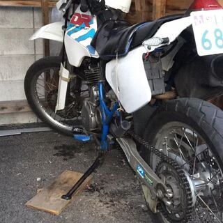 スズキオフロードバイクⅮＲ　SJ44A250CCの画像