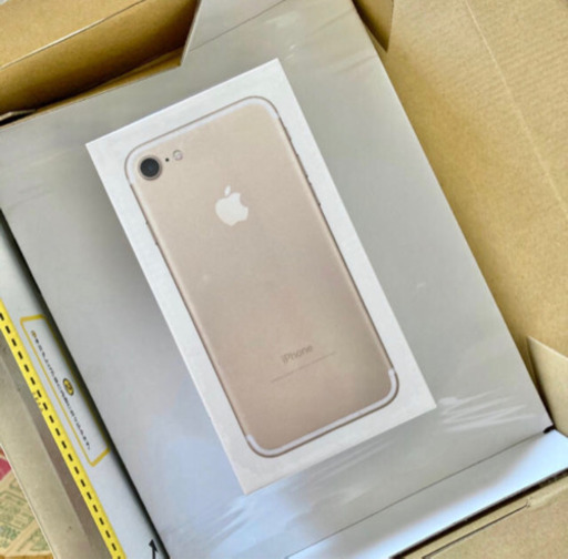 【新品!! 未開封】iPhone7 SIMフリー 32GB ゴールド