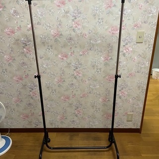 ハンガーラック 譲りますの画像