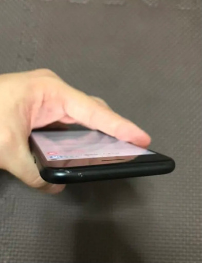 iPhone 7 Black 128 GB SIMフリー