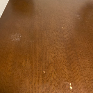 ダイニングテーブルの画像