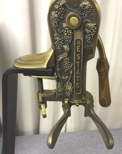 アンティークなテーブルワインオープナー Rogar Estate Wine Opener