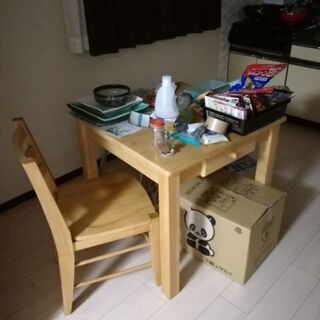 値下げ　二人用のテーブル、椅子セット
