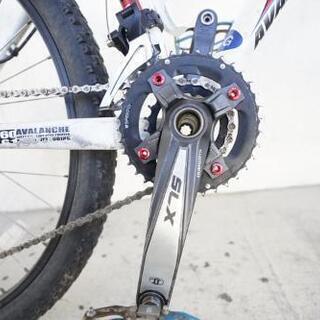 GT avaranch 3.0 赤白の画像