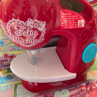子供用ミシン　タカラトミー　フェルティミシン