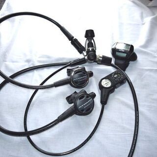 ATOMIC　Titanium T1Xのレギュレーターセットの画像