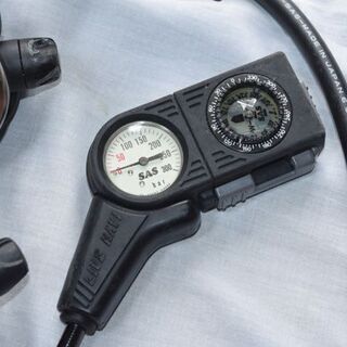 ATOMIC　Titanium T1Xのレギュレーターセットの画像