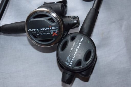 ATOMIC　Titanium T1Xのレギュレーターセット