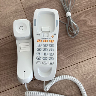 シンプルな電話機譲りますの画像