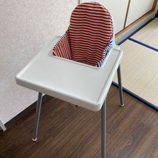 ANTILOP ハイチェア 安全ベルト付きの画像