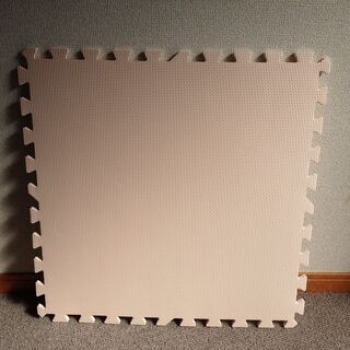 ジョイントマット　新品未使用　大判60cm 厚み1cm ７枚セット　使用済15枚付きの画像