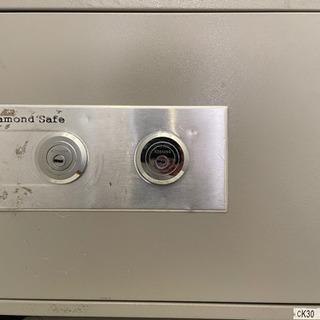 【無料で差し上げます】金庫の画像