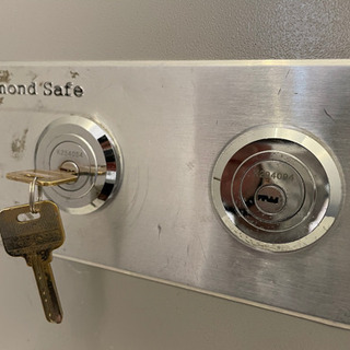 【無料で差し上げます】金庫の画像