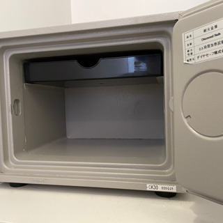 【無料で差し上げます】金庫の画像