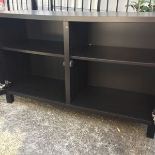 IKEA ガラス扉付き棚板 シェルフの画像