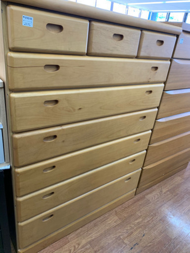 ちょこっと大きめナチュラル7段チェストです！