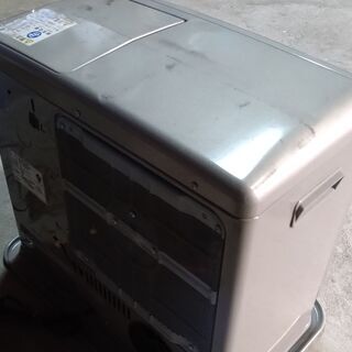 決まりました！①ファンヒーター 2013年製 中型機種 実働 CORONA ｺﾛﾅ FH-G4613BY 4.62kw 木造～12畳 内部清掃＆メンテナンス済み 山形発の画像