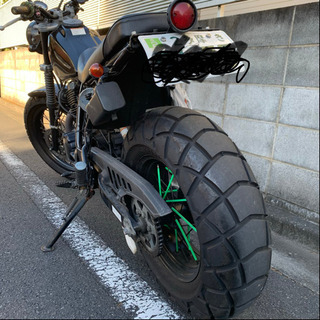 YAMAHA  TW200 カスタム　ブラックの画像