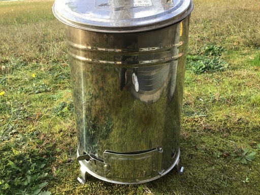 小型焼却炉　暖炉　薪ストーブ　燻製機