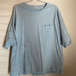 GU Tシャツの画像