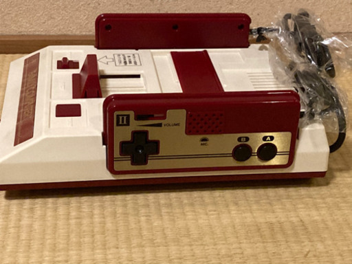 ★おそらく未使用　極美品　ファミリーコンピュータ　HVC-001 完品　激レア★