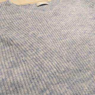 ★Flow and Fixture 水色 ニットの画像