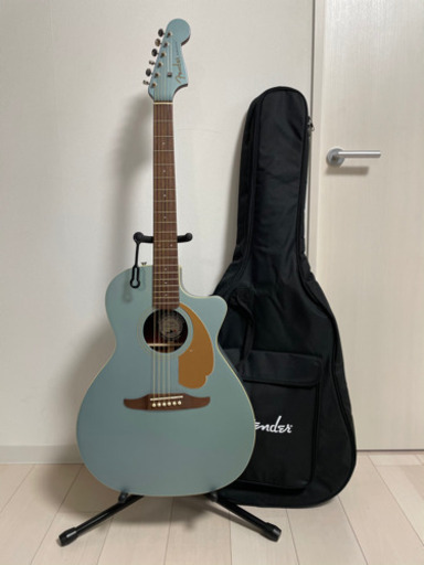 アコースティックギター（数回使用）（取りに来てくれる方のみ。）