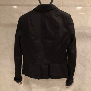 ■お渡し完了■H & M  レディース ジャケットの画像