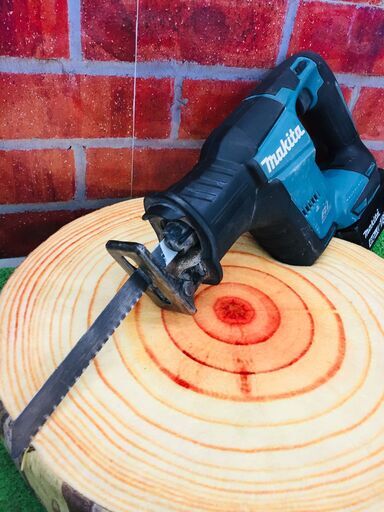 マキタ makita JR188D 充電式レシプロソー【リライズ野田愛宕店】【中古】管理番号：ITBISJPEAYQK