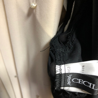 セシルマクビー　ワンピース&カーディガンの画像