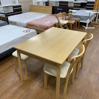 ダイニング4点セット　ナチュラル　売場展開中！！！