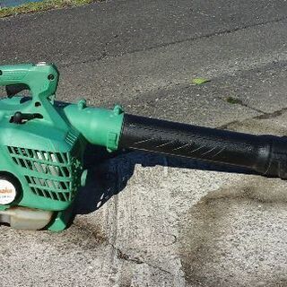ブロア  エンジン式　タナカ製　 お庭や敷地内の楽ちん お掃除 ...