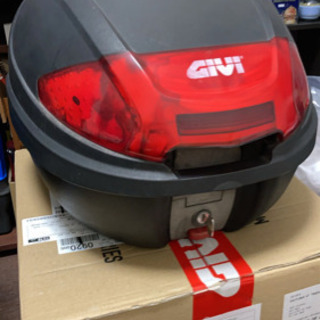 G i viトップケース(中古) 値下げ！