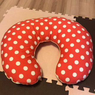 ドーナツ型水玉クッション・売ります2の画像