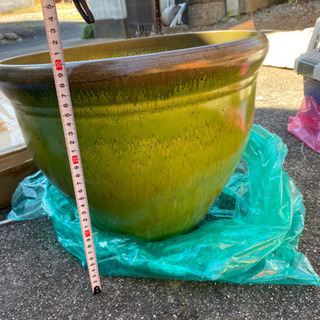 プラスチック製　鉢
