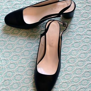【新品未使用】黒のローヒール（L）の画像