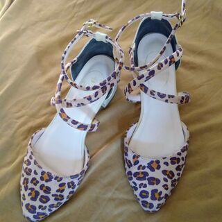 ローヒール　24.5cmの画像