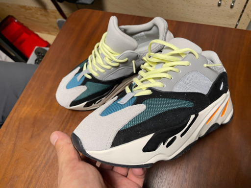 yeezyboost700  B75571  【サイズ】EUR41/US8/JP26