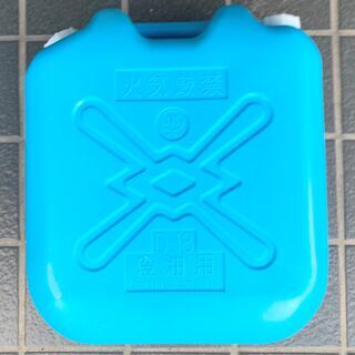 灯油ポリタンク 18L 10個　灯油用ポリタンクの画像