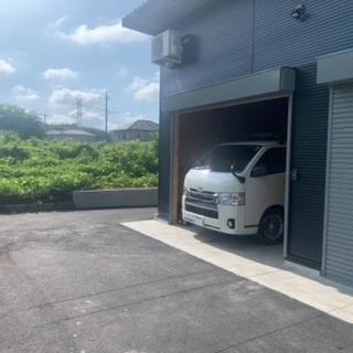 宇都宮市に隣接の塩谷町　2025年2月から使用できます　貸しガレージ　東北道高速近い　道路沿い　貸しガレージ　テレワーク　プチ別荘　ガレージオフィス　　レンタルガレージ　資材置き場　ハイエース入れます　ゴルフ　釣り　収納　貸し倉庫　塩谷　矢板　ジェットスキー保管　ボート保管 − 栃木県