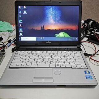 mali アクスタbrightサイン付き