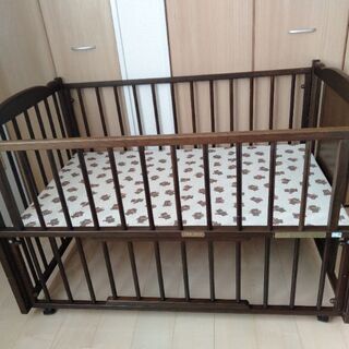 ベビーベッド(受け渡し予定者決まりました)の画像