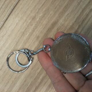 （取引中）方位磁針付きのキーホルダーの画像
