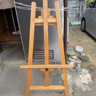 イーゼルの画像
