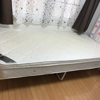 【取引終了】シングル　ピロートップ低反発マットレス、パイプベッドセット