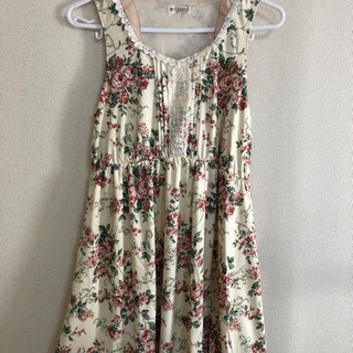 【☆新品未使用☆】Axes Femme 膝丈ワンピース